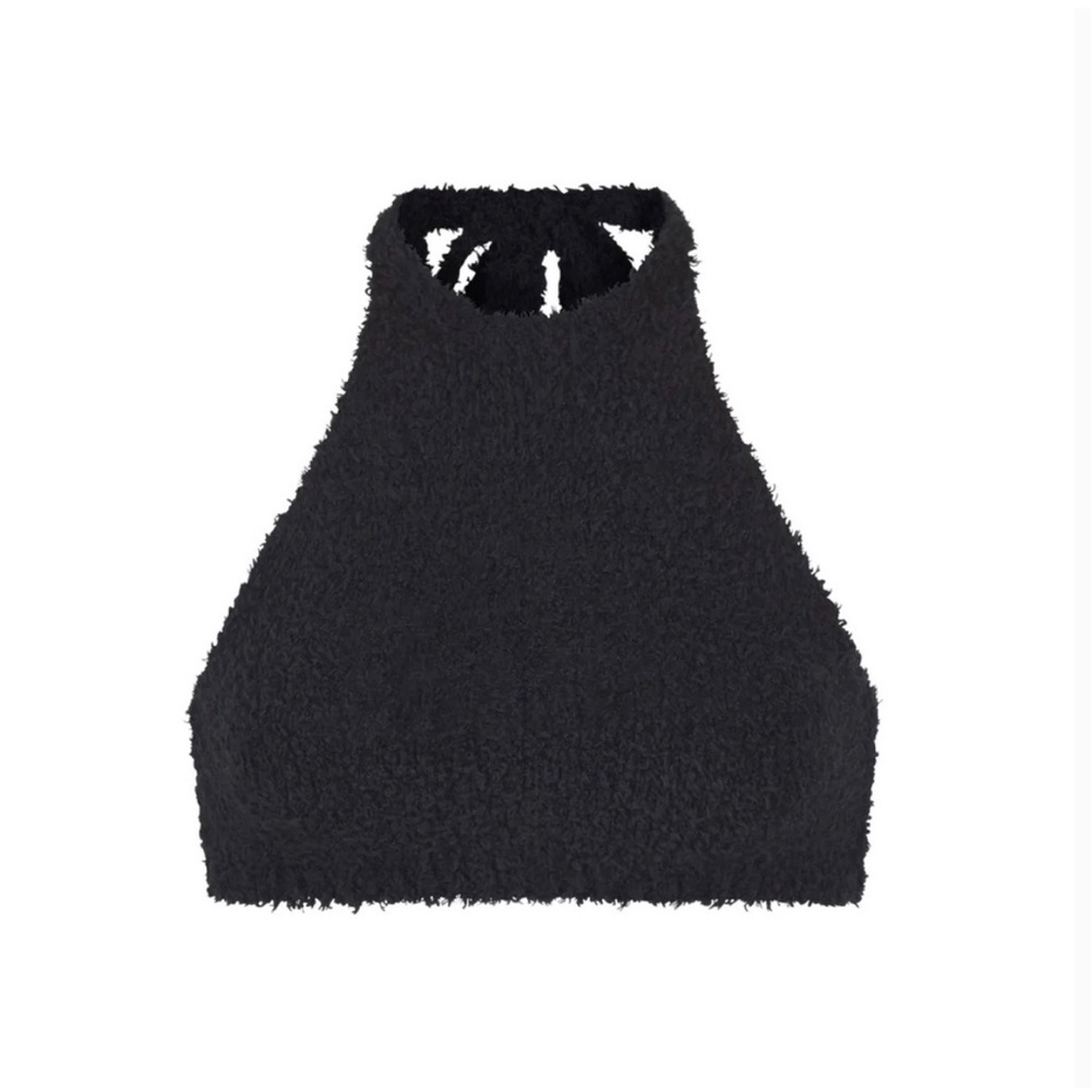 SKIMS cozy collection halter top and bike shorts - Picture 2 of 11